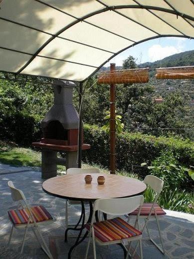 Casa Gialla Imperia Kültér fotó